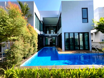 บ้านเดี่ยว เมืองเชียงราย เชียงราย : ขาย | Modern Pool Villa 2 ชั้น พร้อมสระว่ายน้ำส่วนตัว เชียงราย 🏡🏊‍♂️✨  #5C2MG0554