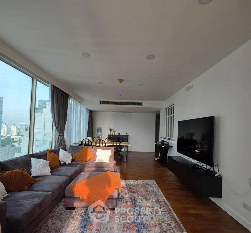 รูป 3 ห้องนอน 144 ตร.ม. ชั้น 25 ที่ สิริ เรสซิเดนซ์ สุขุมวิท ใกล้ BTS พร้อมพงษ์ 200 ม. (ID 3093410) - รูปที่ 2/15