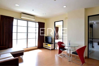 Condos for rent : 1 Bed Large Room City View Fully Furnished Good Location Close to BTS Ratchathewi 300 m. @ Baan Klang Krung Siam-Pathumwan 
