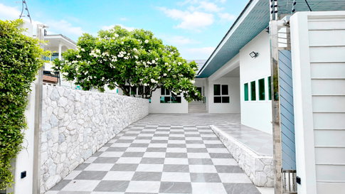 BR060,CB095 House for sale 3 Br, Lat Phrao-Happyland Sai 1.