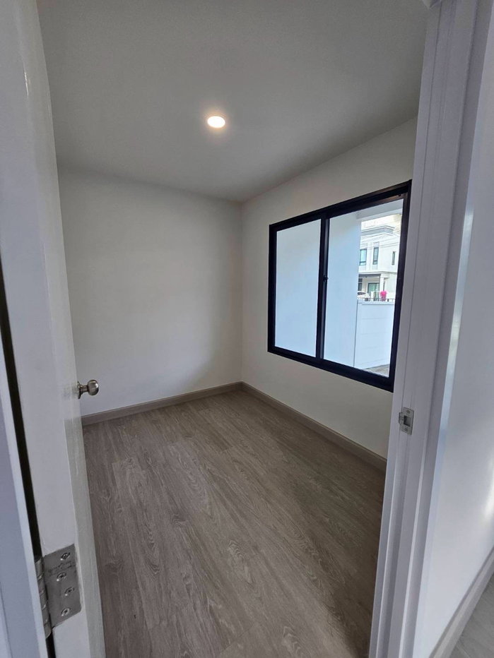 รูป Britania Town Bangna KM.17 5 bedrooms, for sale - รูปที่ 2/9