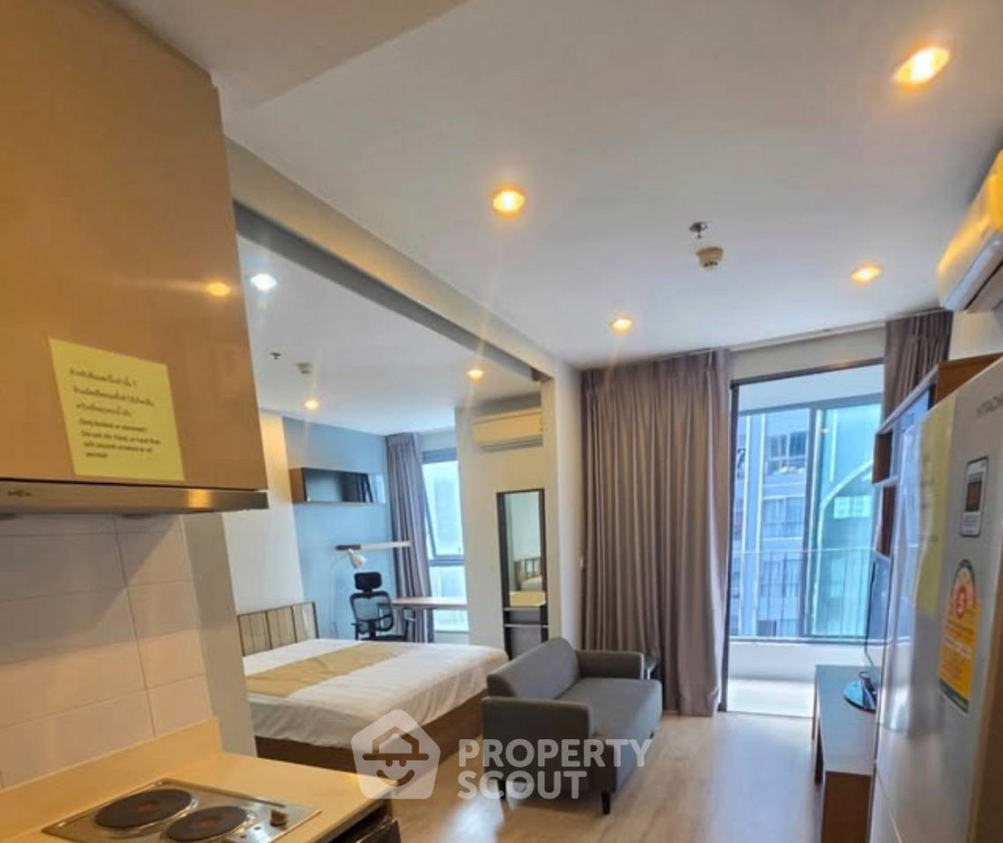 picture 1-BR Condo At Ideo Q Chula Samyan, 400m to MRT Sam Yan (ID 3092063) - 1/12