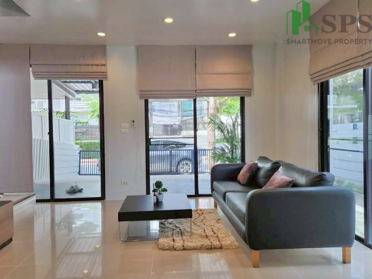 รูป ให้เช่า ทาวน์โฮม 3 ชั้น | Areeya Mandarina สุขุมวิท 77 (บ้านมุม) อ่อนนุช(SPSMG47) - รูปที่ 2/18