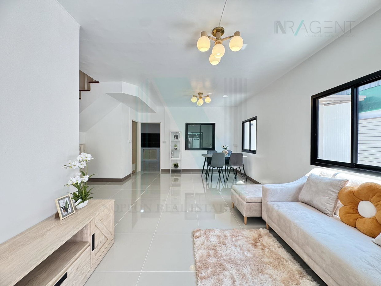 รูป ขายบ้านแฝด โครงการ บ้านพฤกษา 33 บางบัวทอง 2 ชั้น 4 ห้องนอน 2 ห้องน้ำ - รูปที่ 4/8