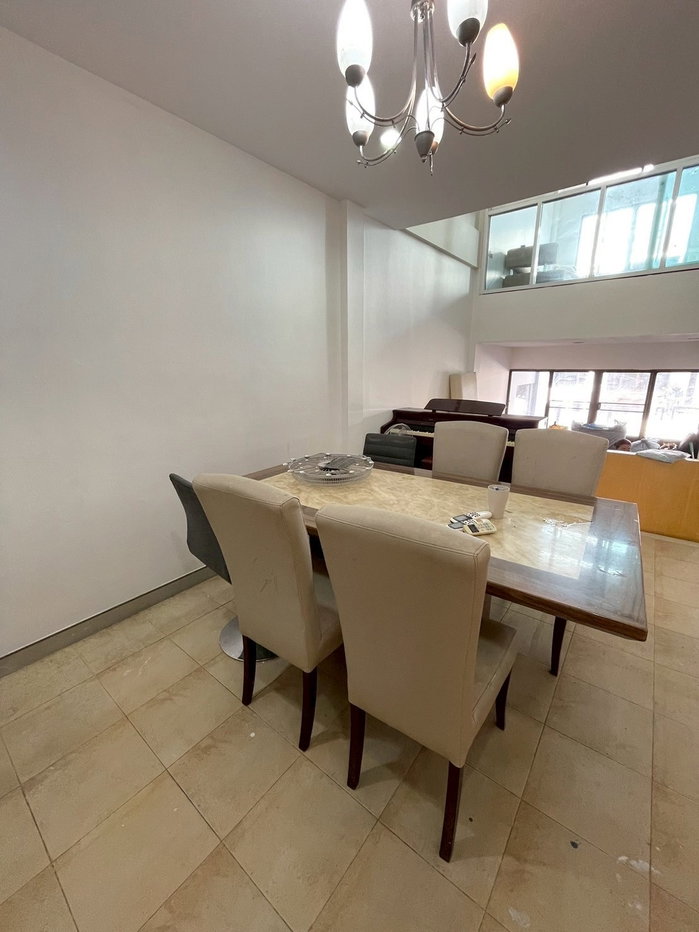 รูป 🏡✨ ให้เช่าทาวน์โฮม 3 ชั้น พื้นที่กว้าง พร้อมสวนส่วนตัว 📍 บ้านกลางเมือง เหม่งจ๋าย 1 (ซอยสหการประมูล) - รูปที่ 2/15