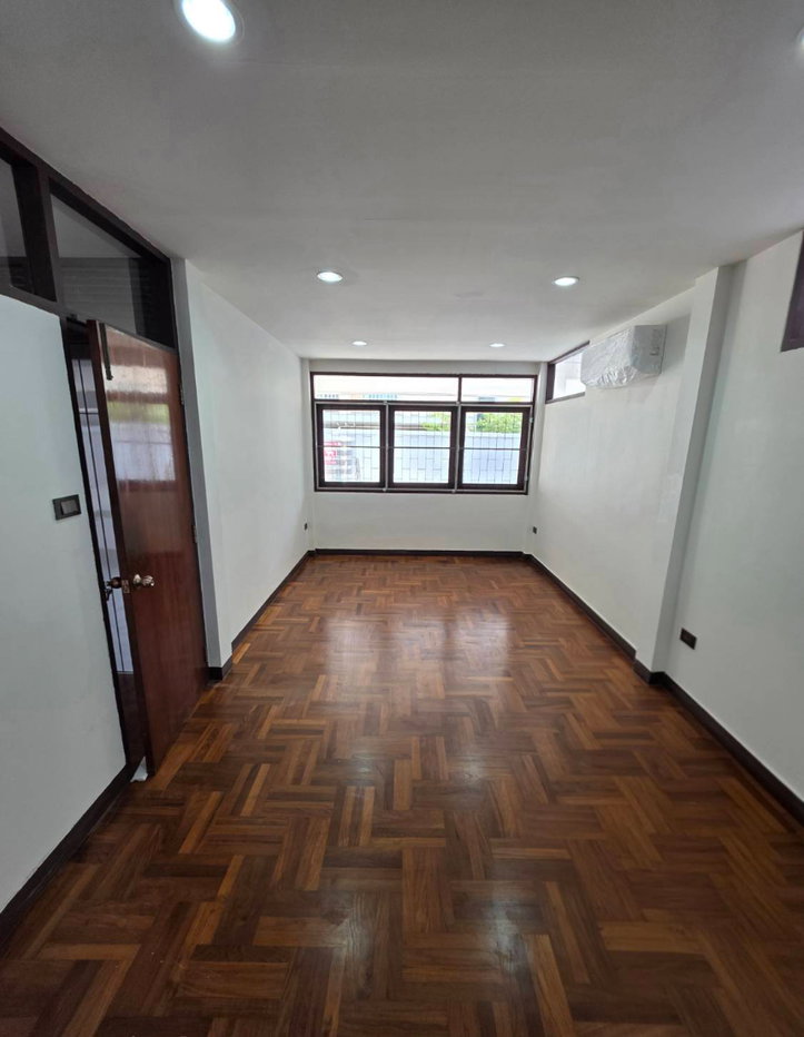 picture For Rent Home Office 3separate buildings Near BTS Bearing Only800m. - 27/36