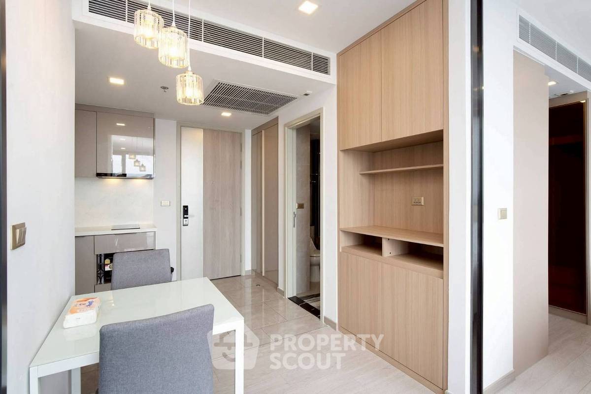 picture Attractive Price 1-BR Condo, One 9 Five Asoke, 300m to MRT Phra Ram 9 (ID 3090935) - 5/14