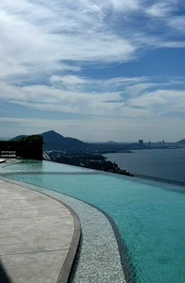 Condos for rent :  Beachfront Condo for Rent  'The Symphony Condo, Bangsaen'
