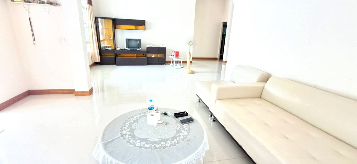 รูป อยากมีบ้านใกล้ทะเลใช่ไหม!!! (ขับรถเพียง 5 นาที)!! ขายบ้านเดี่ยวหมู่บ้านนาวีเฮาส์22(Navy house 22)  ตำบลบางเสร่ อำเภอสัตหีบ จังหวัดชลบุรี - รูปที่ 2/9