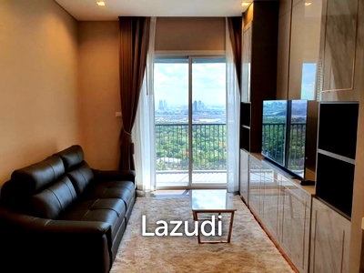 Condos for sale : 55 sqm high floor condo with park view at The Saint Residences Chatuchak
