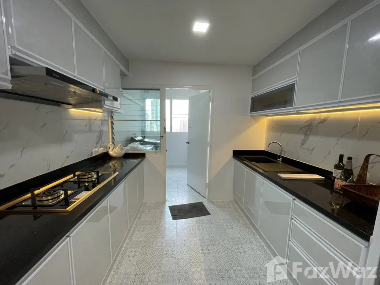 picture 3 Bedroom Condo for rent at D.S. Tower 1 Sukhumvit 33 1058260 - 10/11