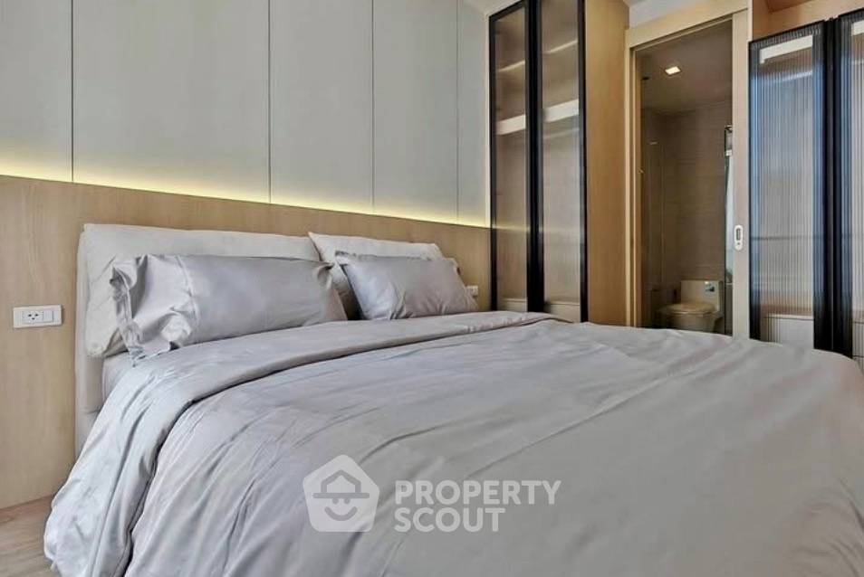 picture High-Floor 1-BR 30 Sqm Noble State 39 Near BTS Phrom Phong (400m) (ID 3088345) - 9/10