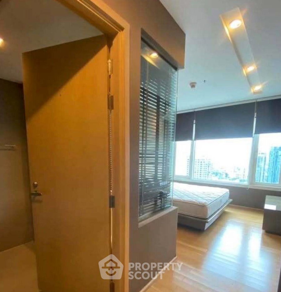รูป คอนโด 2 ห้องนอน ชั้น 28 ขนาด 68 ตร.ม. ศิริ แอท สุขุมวิท ใกล้ BTS ทองหล่อ 200 ม. (ID 3091941) - รูปที่ 5/8