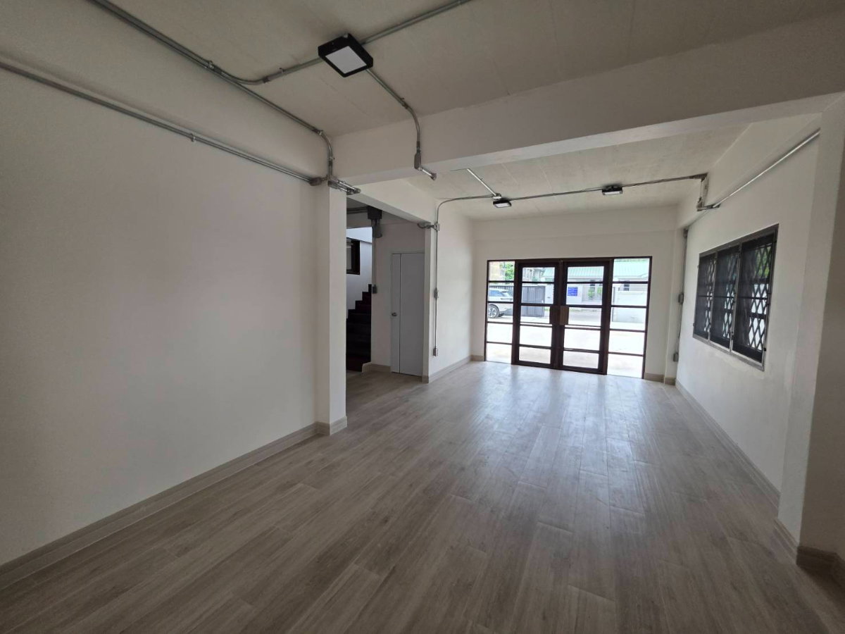 picture For Rent Home Office 3separate buildings Near BTS Bearing Only800m. - 17/36