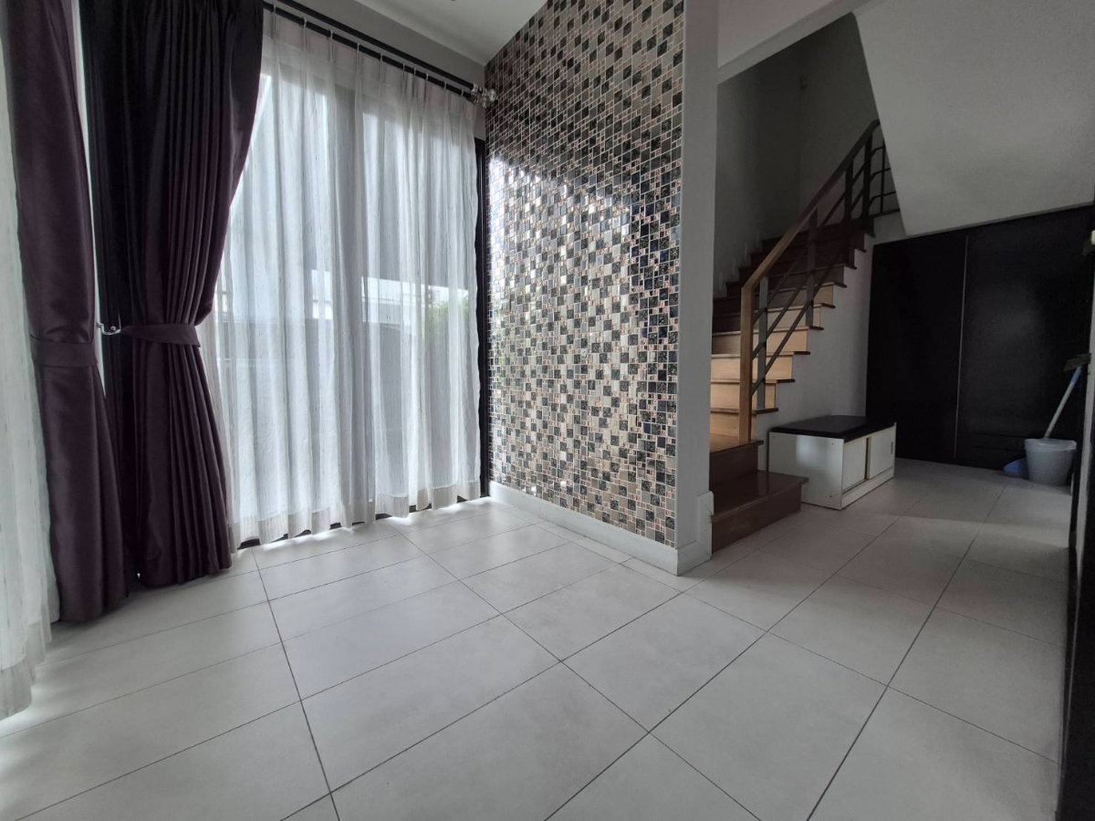 รูป บ้านลุมพินี สวนหลวง ร.9 Luxury Home - รูปที่ 2/35