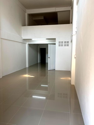 Shophouses for rent Siam University : Shop house for rent, Soi Phetkasem 52, Phasi Charoen.