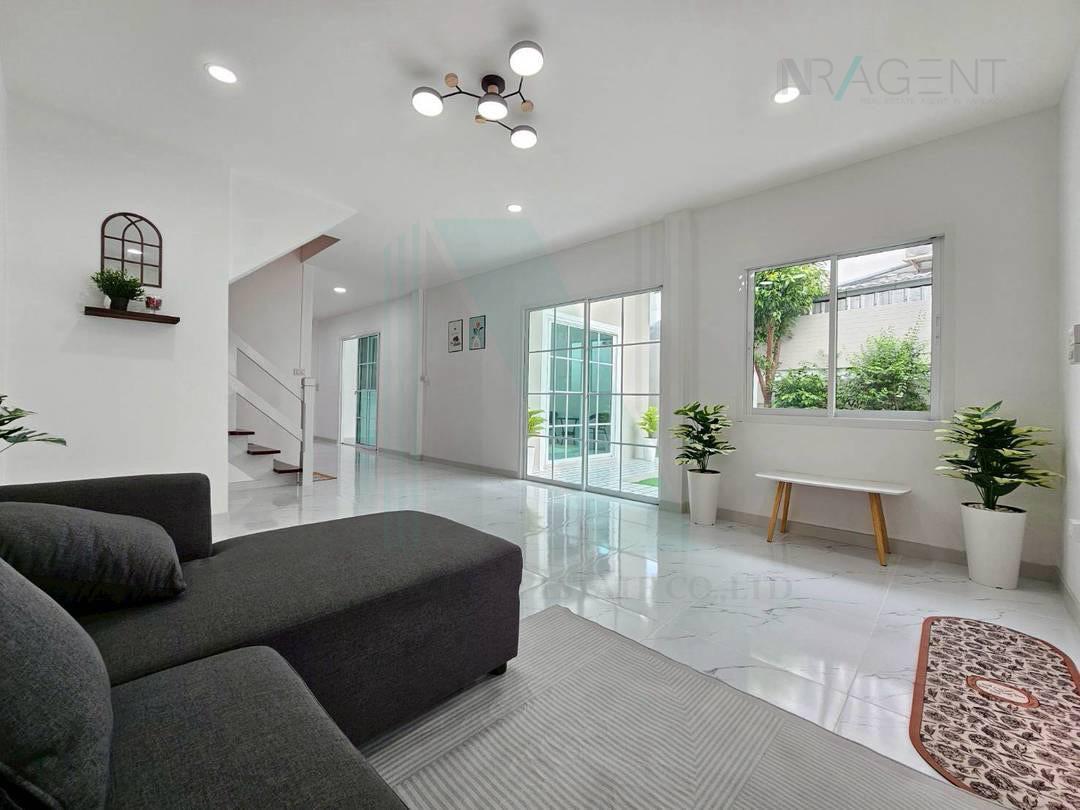รูป ขายบ้านแฝด โครงการ บ้านกานต์มณี 2 ชั้น 3 ห้องนอน 3 ห้องน้ำ - รูปที่ 3/8