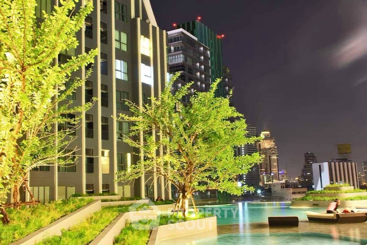 picture 1-BR Condo At Ideo Q Chula Samyan, 400m To MRT Sam Yan (ID 3090955) - 11/17