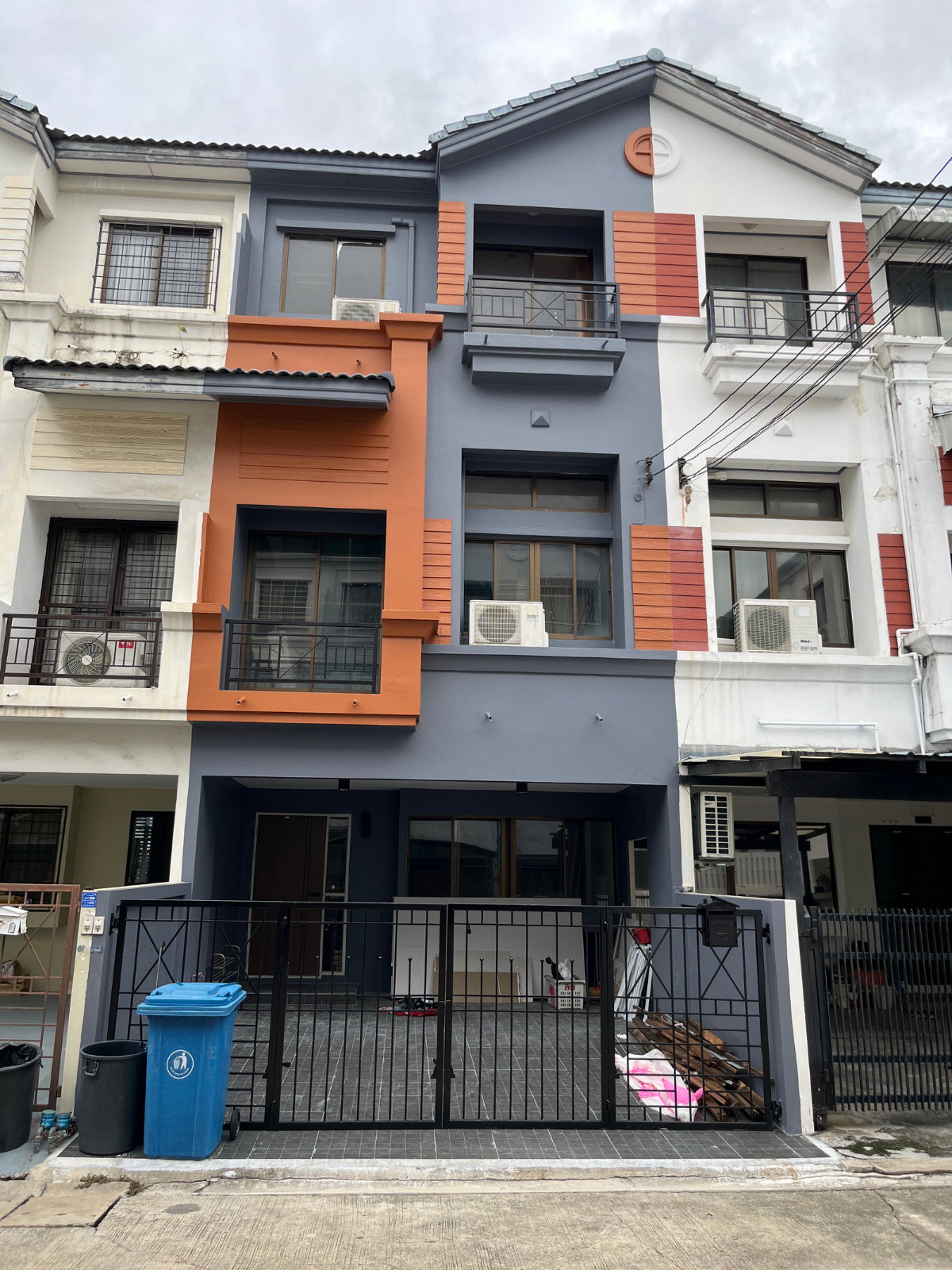 🏡✨ ให้เช่าทาวน์โฮม 3 ชั้น พื้นที่กว้าง พร้อมสวนส่วนตัว 📍 บ้านกลางเมือง เหม่งจ๋าย 1 (ซอยสหการประมูล)
