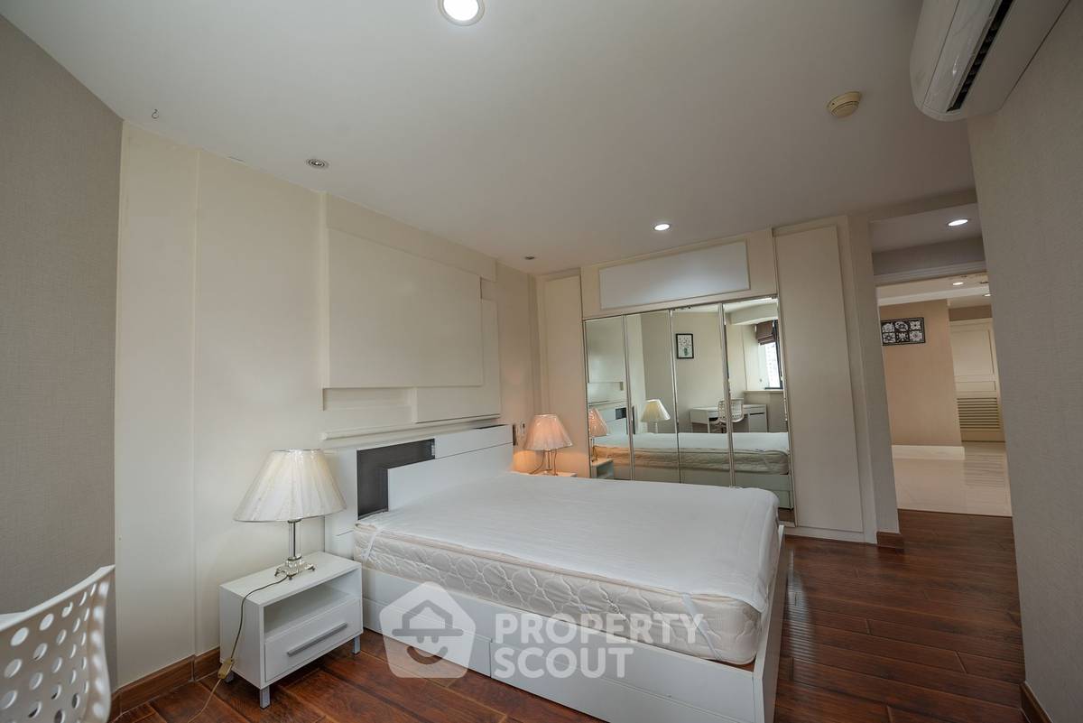 picture 3-BR 265 Sqm On 19th Floor, President Park Condominium, MRT Queen Sirikit (ID 1165113) - 28/30