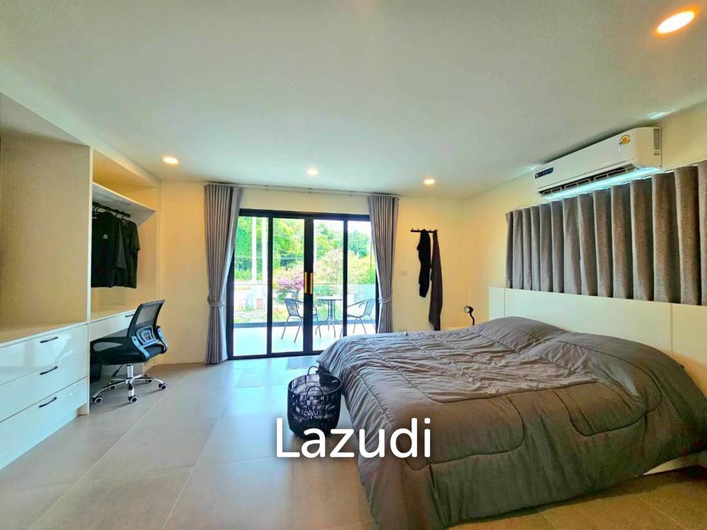 รูป RENOVATED 3 STOREY TOWNHOUSE NEAR TAKIAB BEACH - รูปที่ 14/44