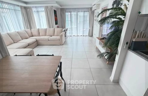 รูปภาพ Pet-Friendly 1-BR Condo, Siam Oriental Tropical Garden, Phratamnak (ID 3092372)