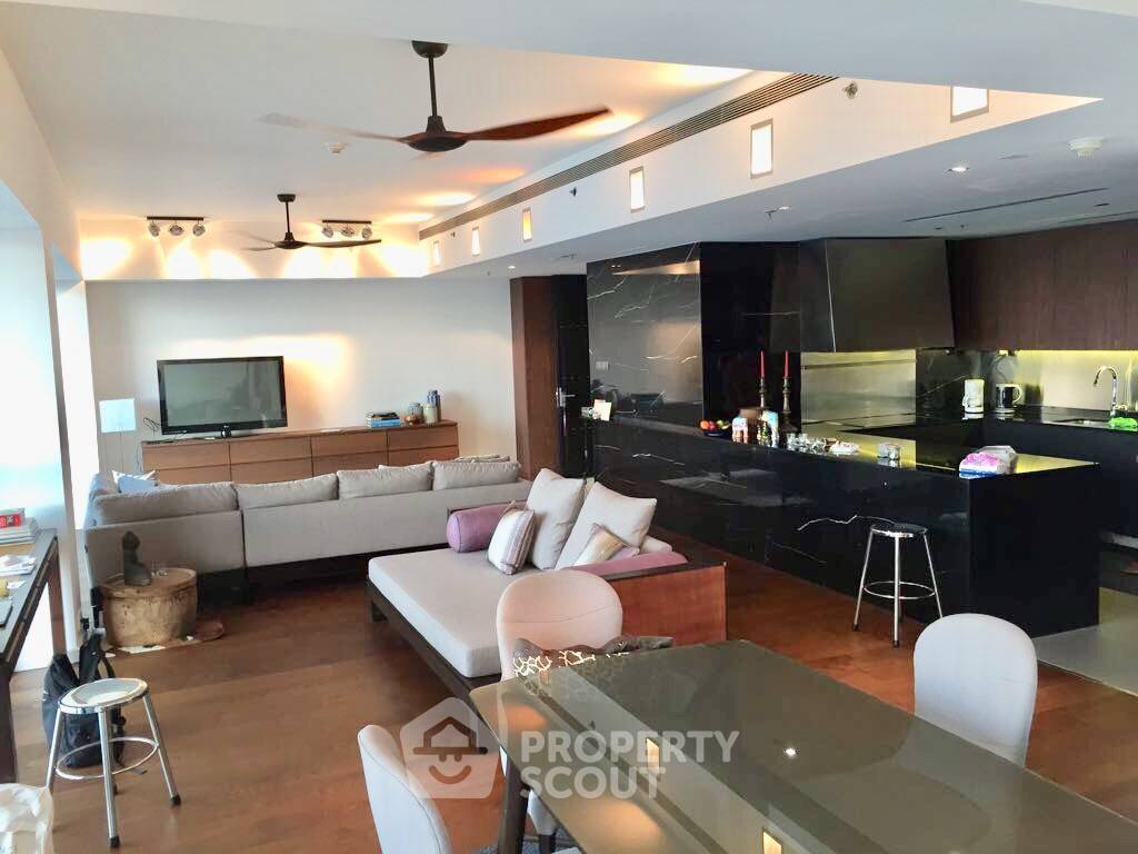 รูป คอนโด 3 ห้องนอน ชั้น 37 ขนาด 196 ตร.ม. The Met Sathorn ใกล้ BTS ช่องนนสี่ (ID 511917) - รูปที่ 1/5