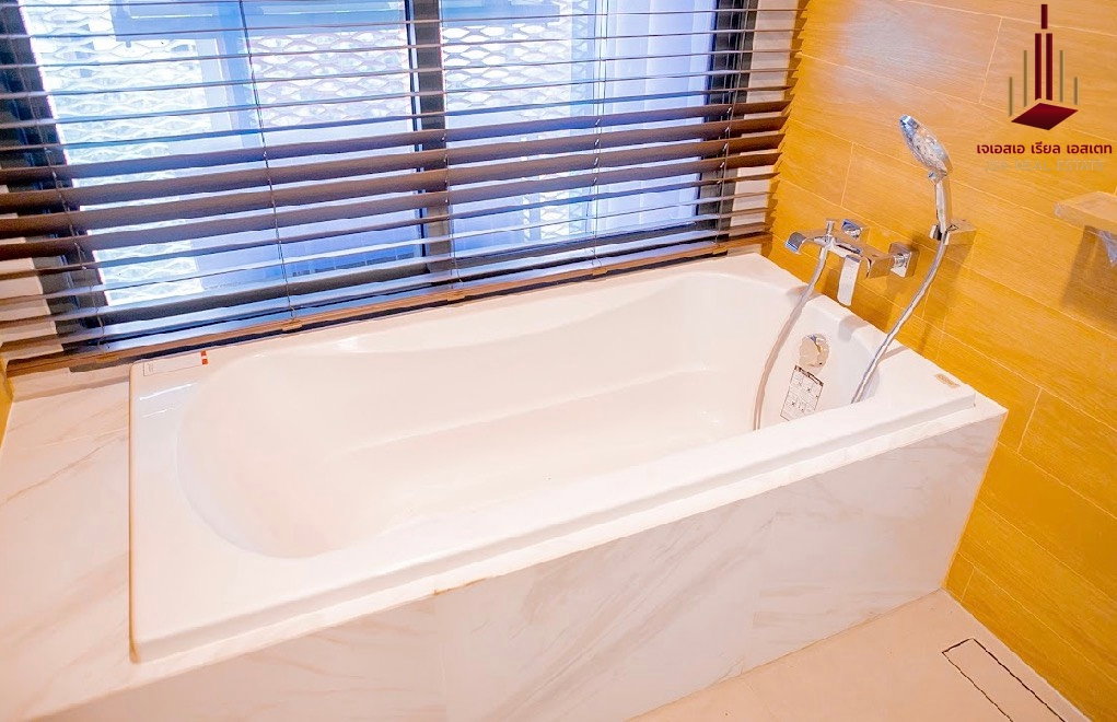 picture ✨ For Sale: Taka Haus Condo ✨ 💰 Only 10,320,000 THB - 8/8
