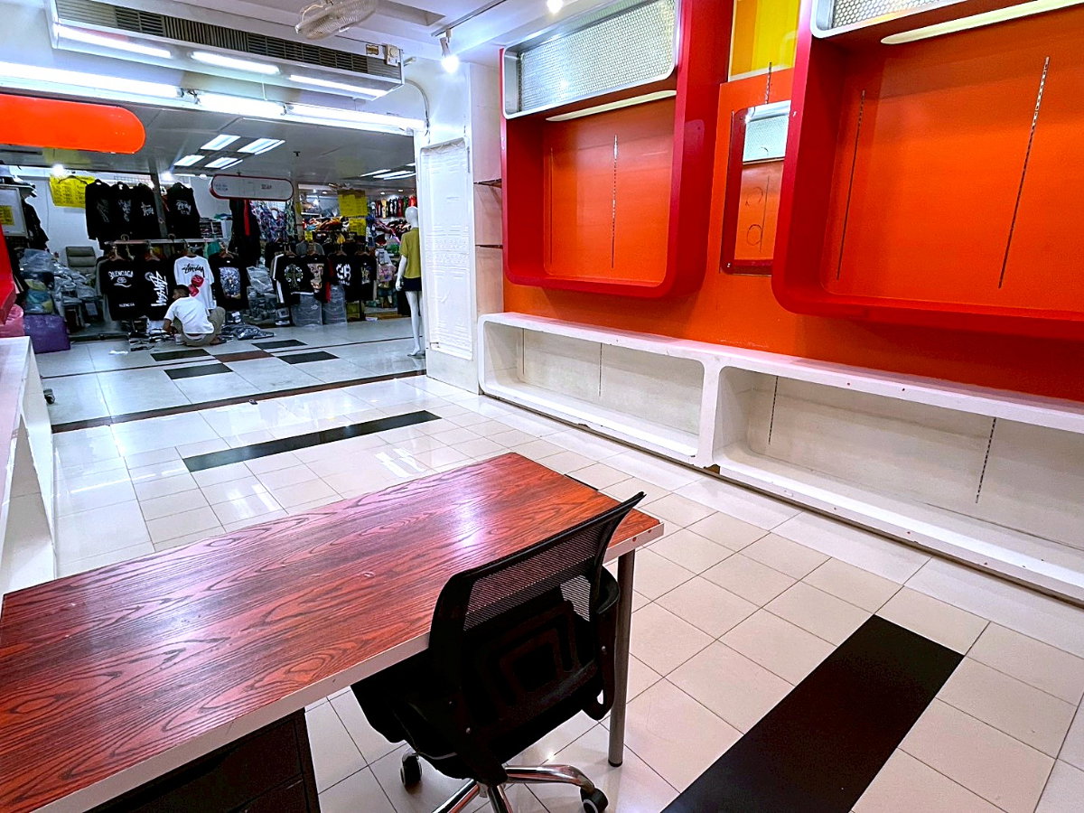 picture 🏢 Retail space for rent at Baiyoke Tower 1 🏢 - 3/7