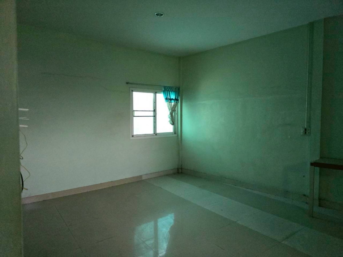picture ðĄ Spacious Single-Storey Home+Warehouse on a Big Corner Plot â Heart of Mueang Rayong - 8/9