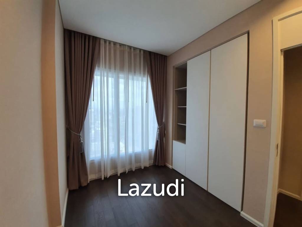 รูป 55 sqm high floor condo with park view at The Saint Residences Chatuchak - รูปที่ 12/17