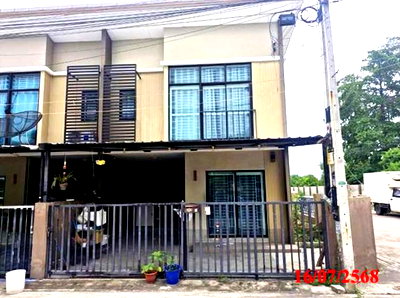 Townhouses for sale Kasetsart University Si Racha Campus : TOWN HOUSE 22 Sq.w. Si Racha Chonburi for 1.9M