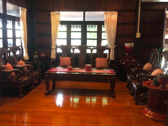 รูป ขายที่ดินพร้อมบ้านเรือนไทย หางดง เชียงใหม่ 6 ไร่ ติดถนนไฮเวย์2001 ห่างจากศูนย์ราชการ 900 เมตร - รูปที่ 4/8