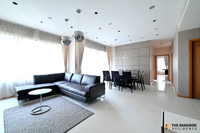 Condos for sale : The Emporio Place 🌟 Spacious and beautifully furnished, comfortable to live in 💫 Near BTS Phrom Phong
