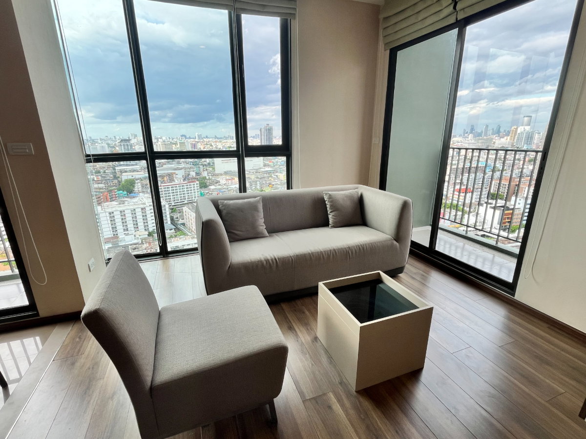 รูป คอนโด Teal Sathorn Taksin 2 ห้องนอน ห้องมุม ห้องรับแขกใหญ่ ติด BTS ราคาต่อรองได้ - รูปที่ 2/10
