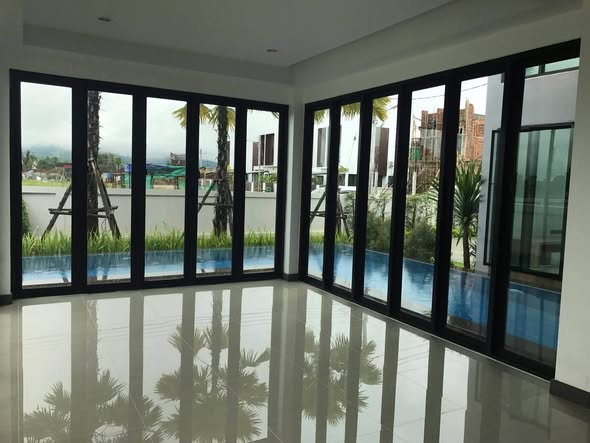 รูป ขาย | Modern Pool Villa 2 ชั้น พร้อมสระว่ายน้ำส่วนตัว เชียงราย 🏡🏊‍♂️✨  #5C2MG0554 - รูปที่ 14/18