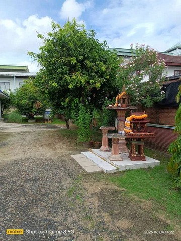 รูป ขายบ้านและที่ดิน บางพลี สมุทรปราการ เนื้อที่รวม260ตร.ว. ประกอบด้วยบ้าน2ชั้น1หลัง พื้นที่ใช้สอย 110ตร.ม. บ้านชั้นเดียว1หลัง พื้นที่ใช้สอย 81ตร.ม. - รูปที่ 9/17