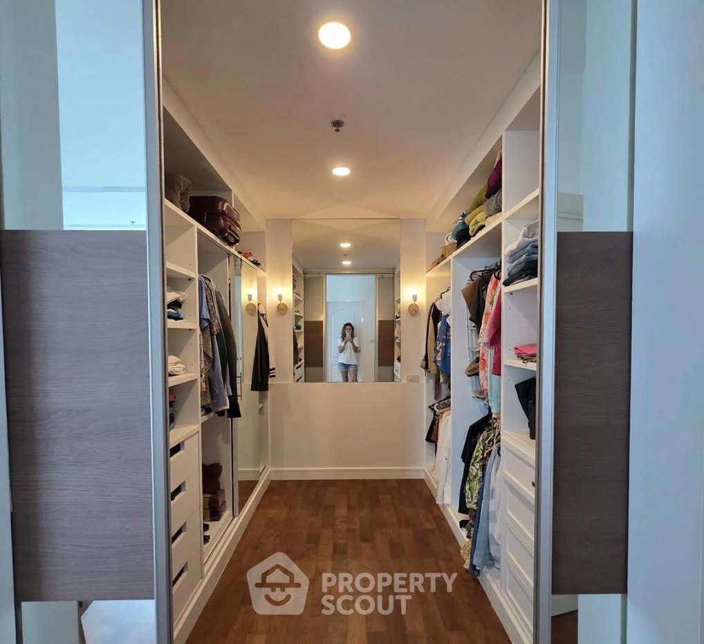 รูป 3 ห้องนอน 144 ตร.ม. ชั้น 25 ที่ สิริ เรสซิเดนซ์ สุขุมวิท ใกล้ BTS พร้อมพงษ์ 200 ม. (ID 3093410) - รูปที่ 7/15