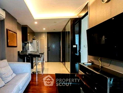 ขายคอนโด : คอนโด 1 ห้องนอน ขาย Rhythm Sathorn ใกล้ BTS สะพานตากสิน 300 ม. (ID 3093467)
