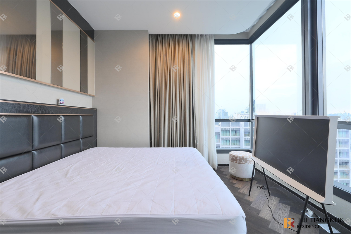 picture The Esse Sukhumvit 36 High-potential Location, Not as Expensive as You Think - 7/10