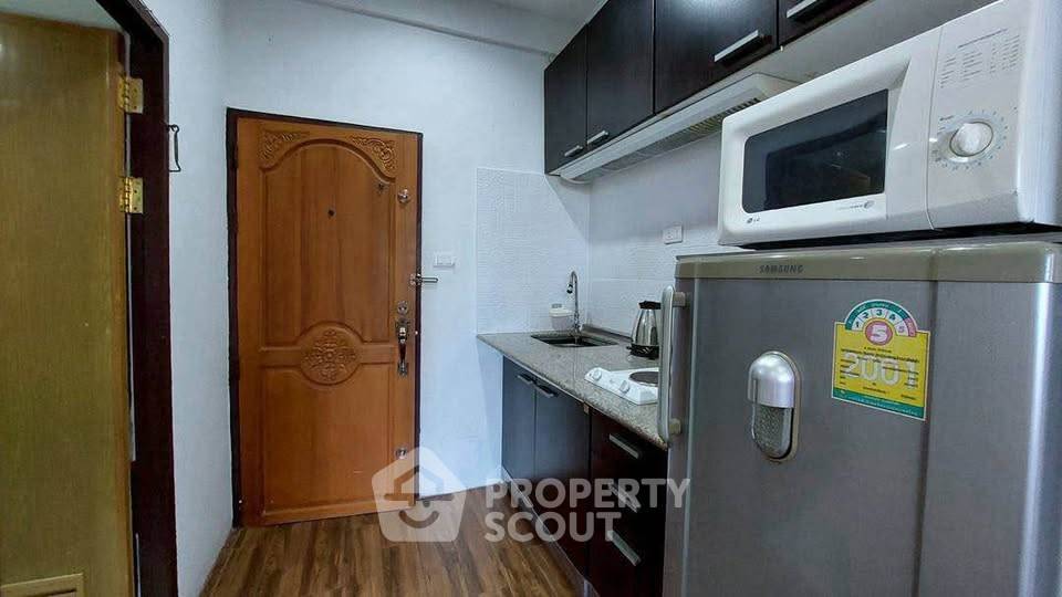 picture 1-BR Condo For Sale (29 Sqm) Thep Thip Mansion, Phratamnak (ID 3097128) - 10/14