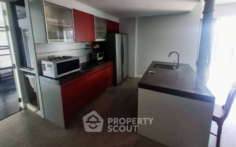 รูป คอนโด High-Floor 2 ห้องนอน 145 ตร.ม. Urbana Langsuan ใกล้ BTS ราชดำริ 400 ม. (ID 3092703) - รูปที่ 4/4