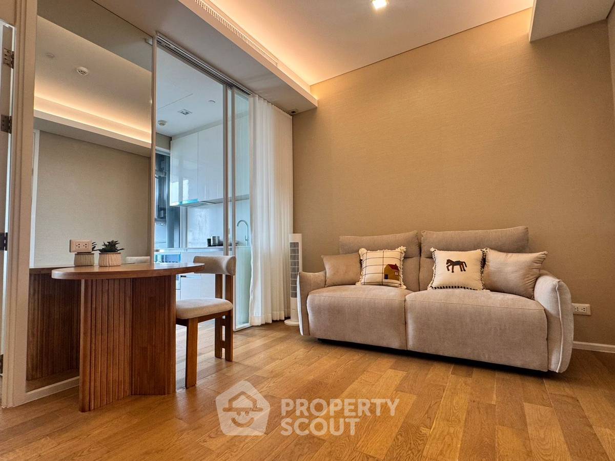 picture High-Floor 1-BR 35 Sqm At The Saint Residences, 100m To MRT Phahon Yothin (ID 3094054) - 7/10