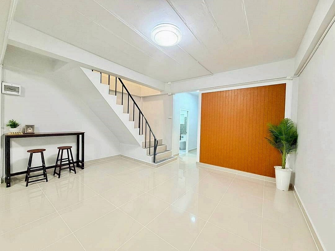 รูป บ้านสวย 4 ห้องนอน มีระเบียงหน้าบ้าน #หมู่บ้านจันทิมา ธานี บางใหญ่ ใกล้เซ็นทรัล เวสเกต - รูปที่ 5/19