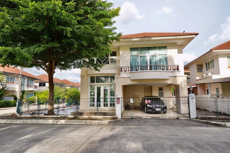 Houses for sale : 🔥 For Sale Corner Detached House with Garden View at Supalai Ville Laksi–Don Mueang, Spacious Family Home Near Don Mueang Airport