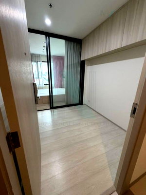 Condos for sale : For Sell Condo LIFE ASOKE Building 1, Floor 20,1 bed room, Room size 29 sqm