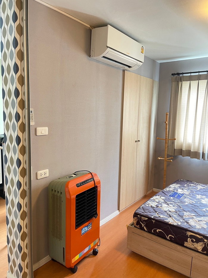 picture Lumpini township condo for rent. - 3/13