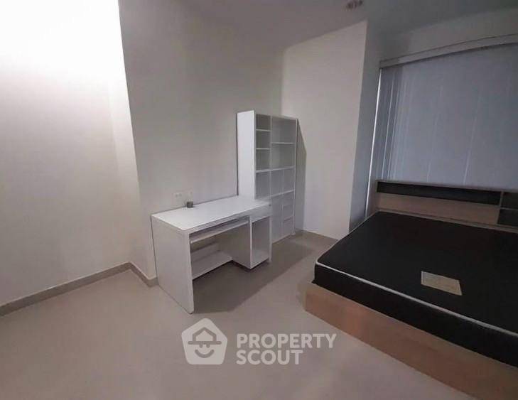 picture 1-BR 48 Sqm Condo, Baan Klang Krung Siam-Pathumwan, 100m to BTS Ratchathewi (ID 3084416) - 5/10