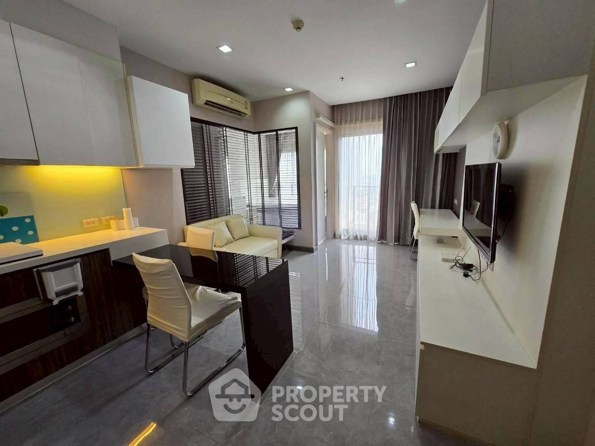 picture Well-Priced 1-BR Condo At Urbano Absolute, 400m to BTS Krung Thon Buri (ID 2916767) - 3/9