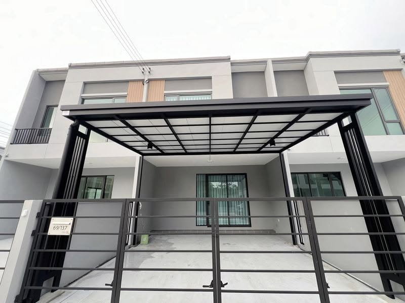 รูป 🌿 **VR0559 | Pleno Sukhumvit–Bangna 2**🚆 **เดินทางสะดวก**• เชื่อมต่อ BTS **สำโรง** - รูปที่ 1/13